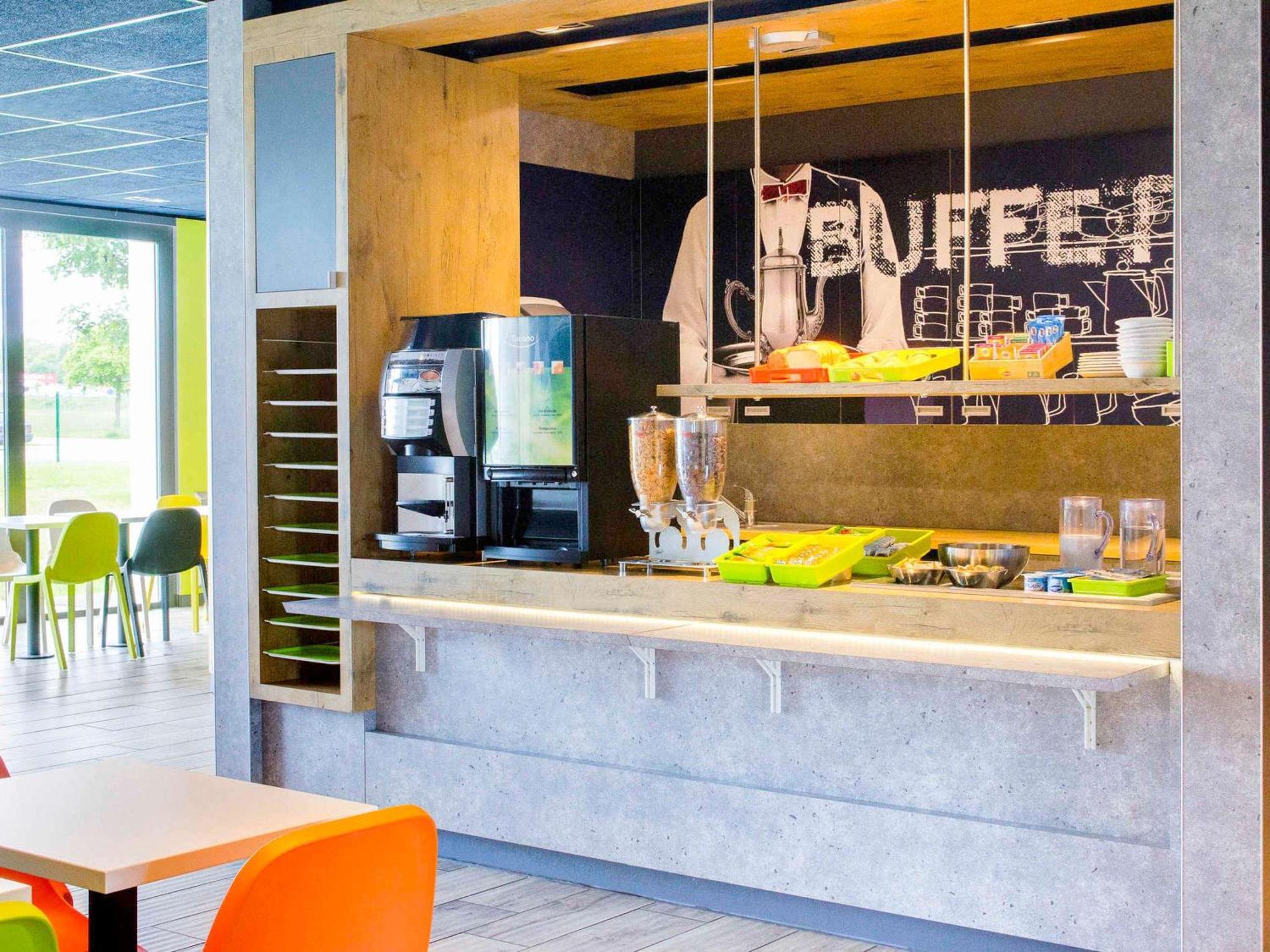 Hotel Ibis Budget Les Mines